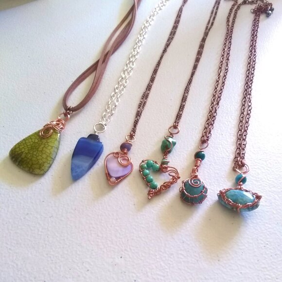 Desert Goddess Vibes! Turquoise Magnesite + Copper ~ Beaded Heart Necklace - Picture 12 of 15